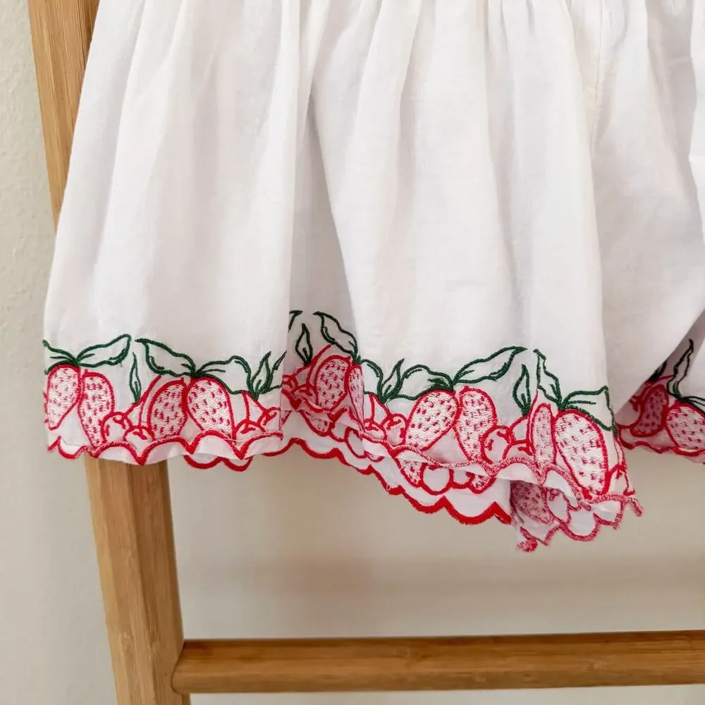 Joie Sleep Shorts Women’s Small White Strawberry Embroidered Smocked Cotton